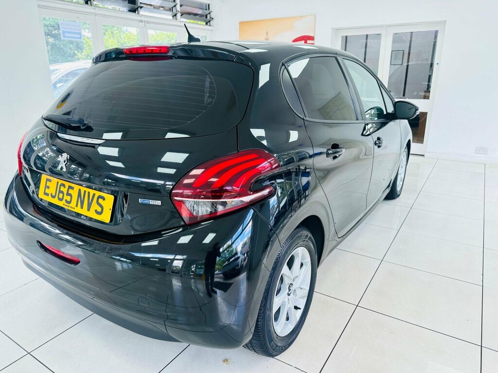 Peugeot 208 Puretech Allure Premium Grey #20