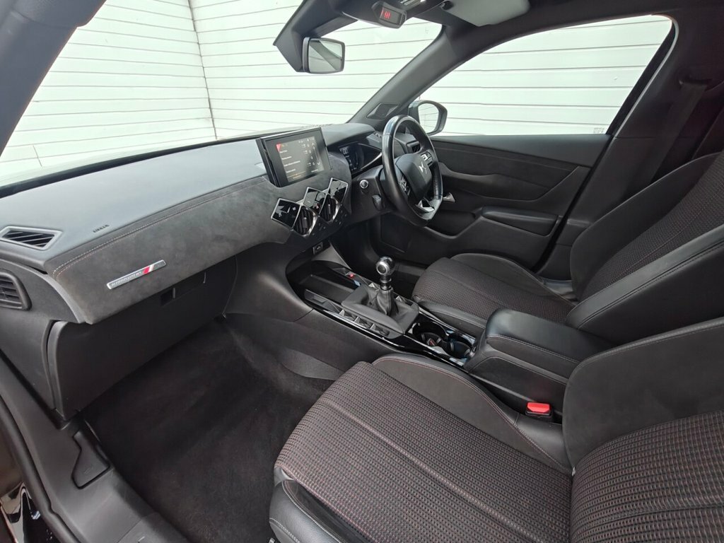 DS DS 3 Crossback 1.2L Performance Line Black #4