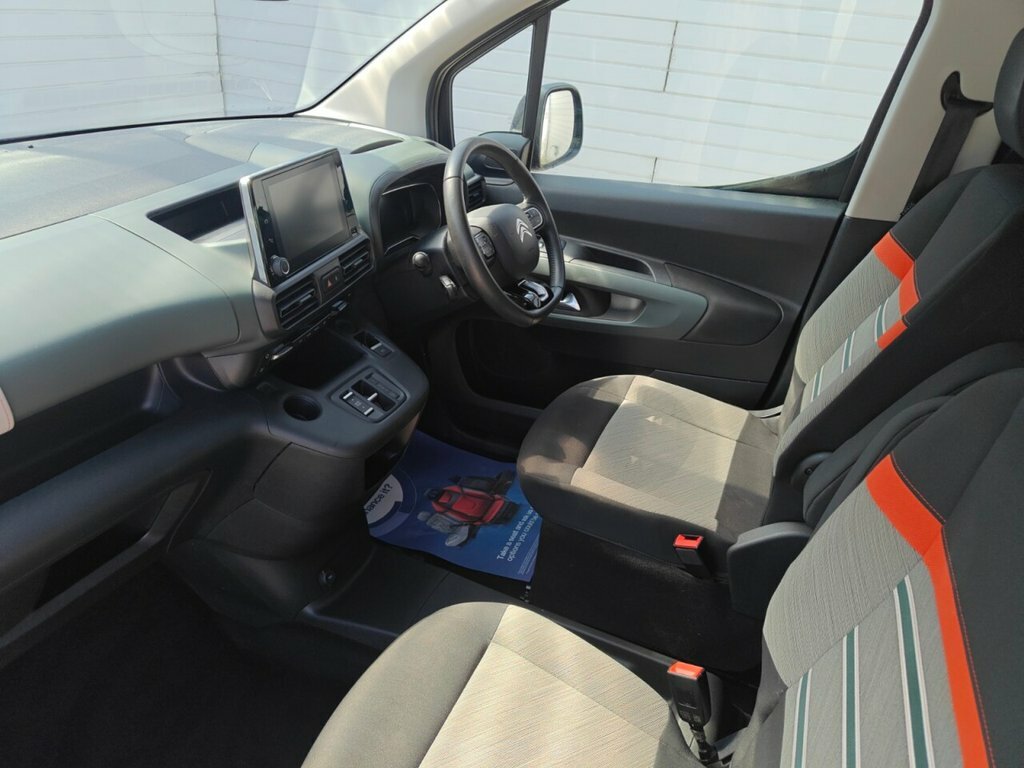 Citroen e-Berlingo Mpv VO23YVH Grey #4