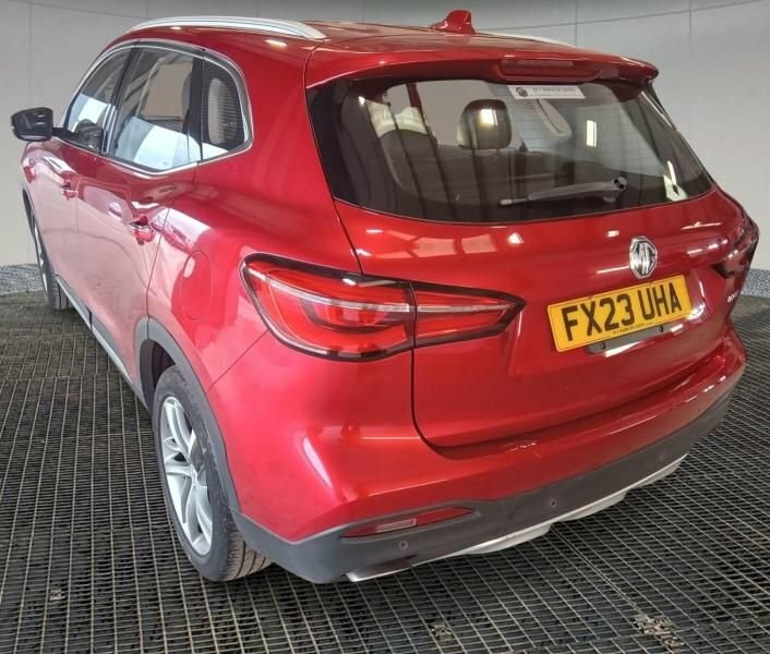 MG HS 1.5L Excite FX23UHA Red #3