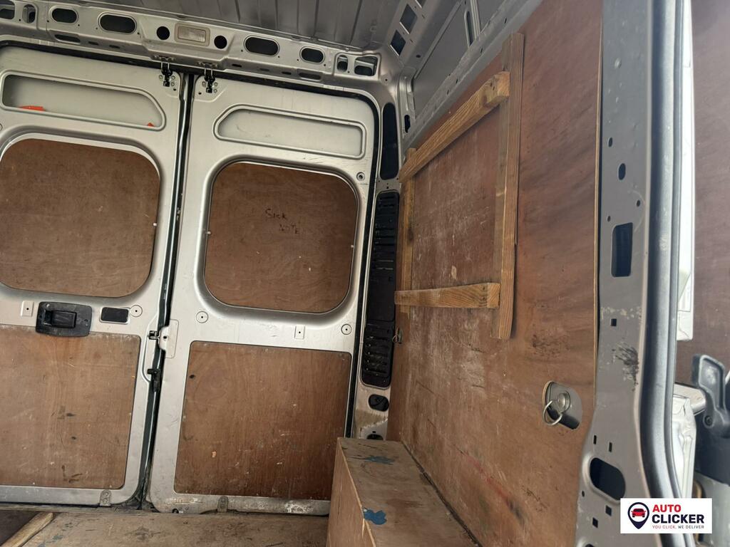 Citroen Relay  White #40