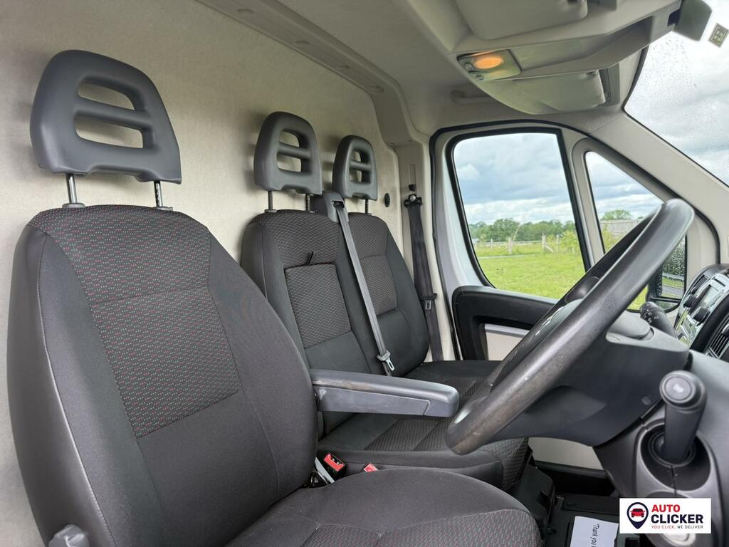 Citroen Relay  White #29