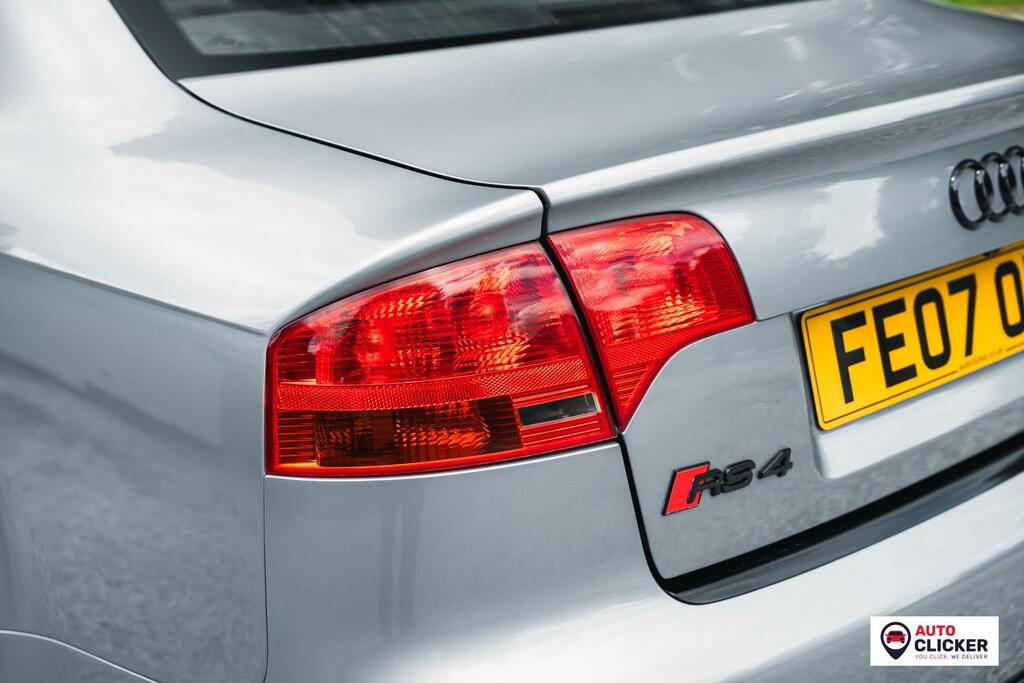 Audi RS4 4.2 Saloon Quattro 324 Gkm, 41 Black #41