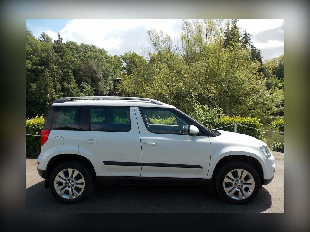 Skoda Yeti 2.0 Tdi Se L Outdoor 4Wd Euro 6 White #6