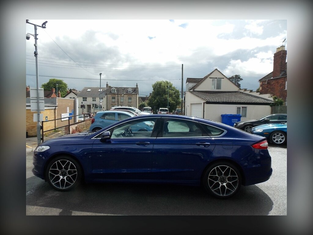 Ford Mondeo 2.0 Tdci Titanium Hatchback Euro BT66GCX Blue #5