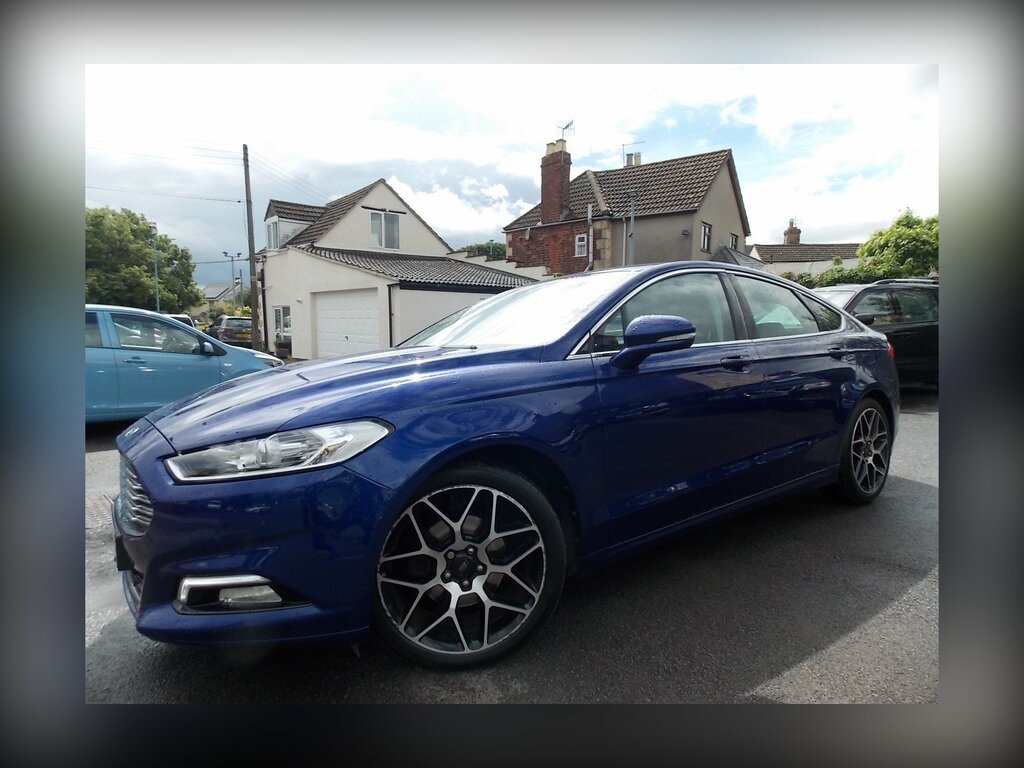 Ford Mondeo 2.0 Tdci Titanium Hatchback Euro BT66GCX Blue #2