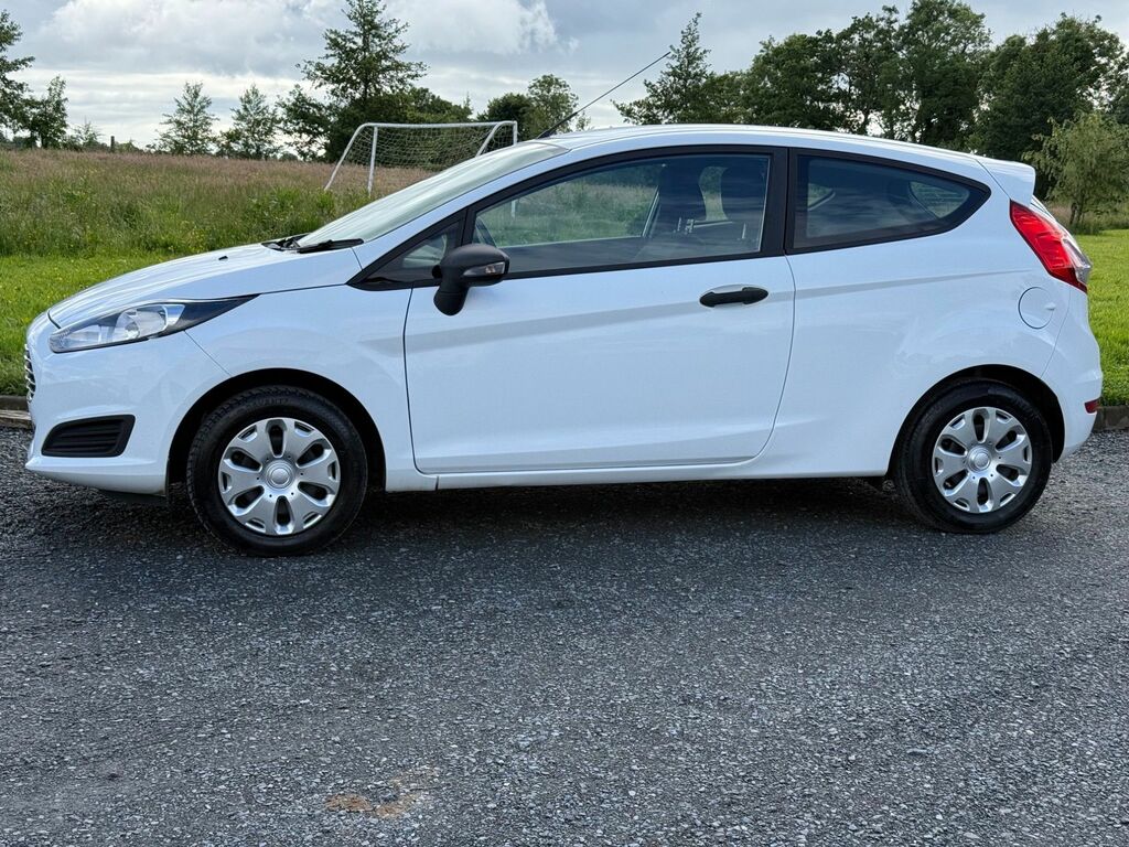 Ford Fiesta Hatchback White #9
