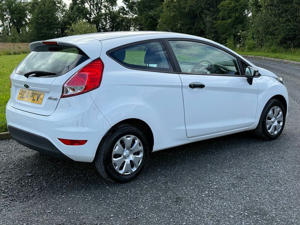 Ford Fiesta Hatchback White #2