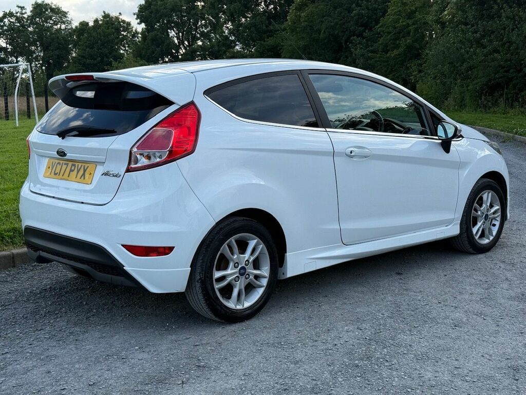 Ford Fiesta 2017 1.25 Zetec Hatchback Euro 6 YC17PYX White #6
