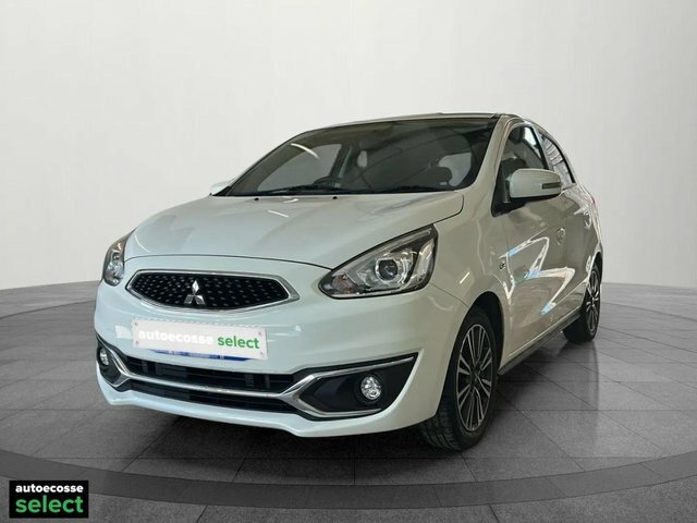 Mitsubishi Mirage 4 Hatchback White #3