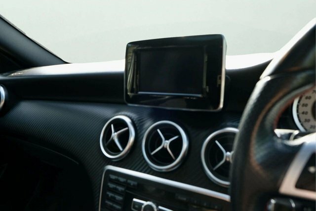 Mercedes-Benz A Class 1.5 A180 Cdi Amg Black #26