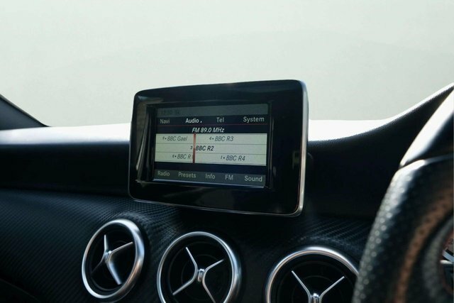 Mercedes-Benz A Class 1.5 A180 Cdi Amg Black #27