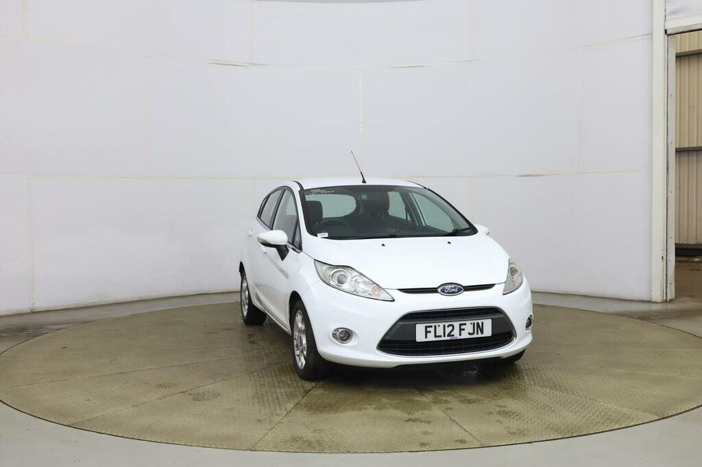 Ford Fiesta Hatchback 1.4 Tdci Dpf Zetec 201212 White #3