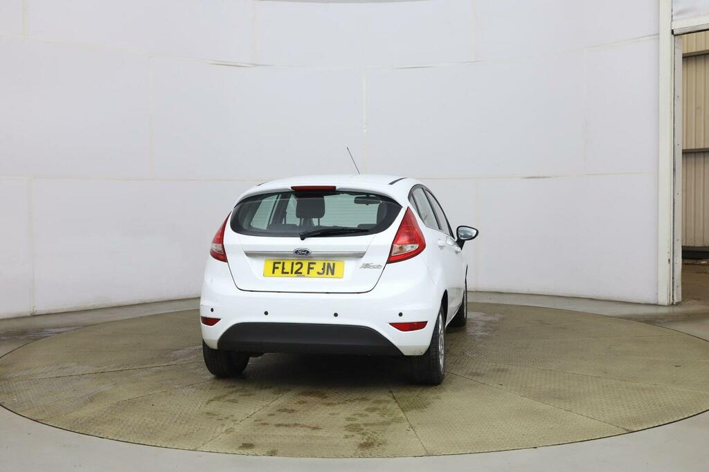 Ford Fiesta Hatchback 1.4 Tdci Dpf Zetec 201212 White #4