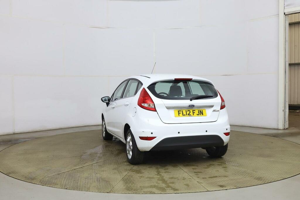 Ford Fiesta Hatchback 1.4 Tdci Dpf Zetec 201212 White #5