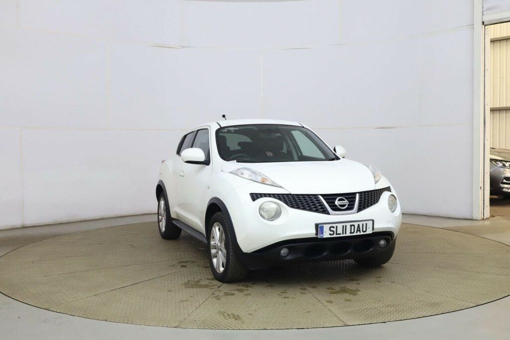 Nissan Juke Acenta Black #15