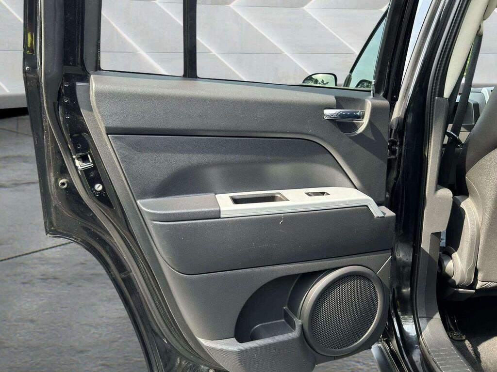 Jeep Compass Limited Black #40