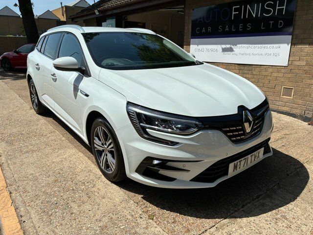 Renault Megane 1.5 Blue Dci Iconic Sport Tourer White