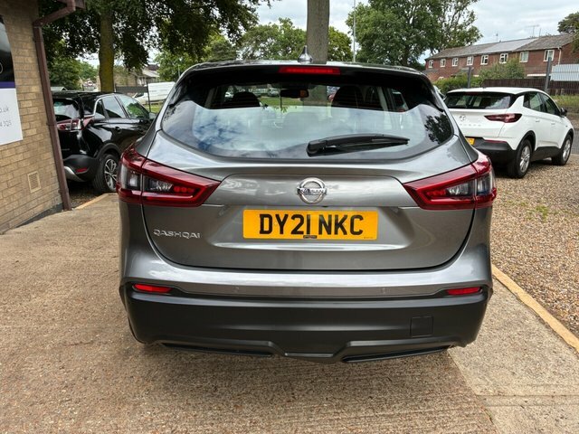 Nissan Qashqai 1.3 Dig-t Acenta Premium Suv Eur DY21NKC Grey #6