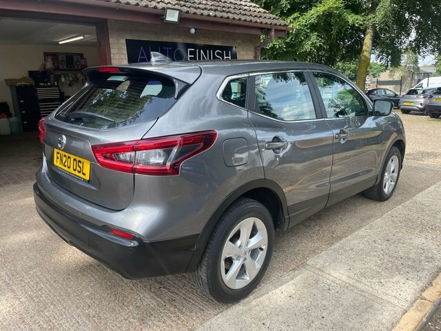 Nissan Qashqai 1.3 Dig-t Acenta Premium Suv Eur FN20OSL Grey #6