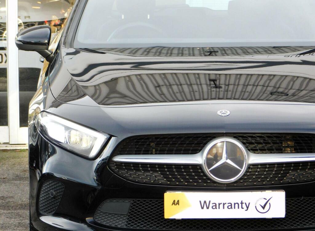 Mercedes-Benz A Class Hatchback 1.3 A180 Sport Executive 7G-dct Euro 6 MD68MWX Black #5