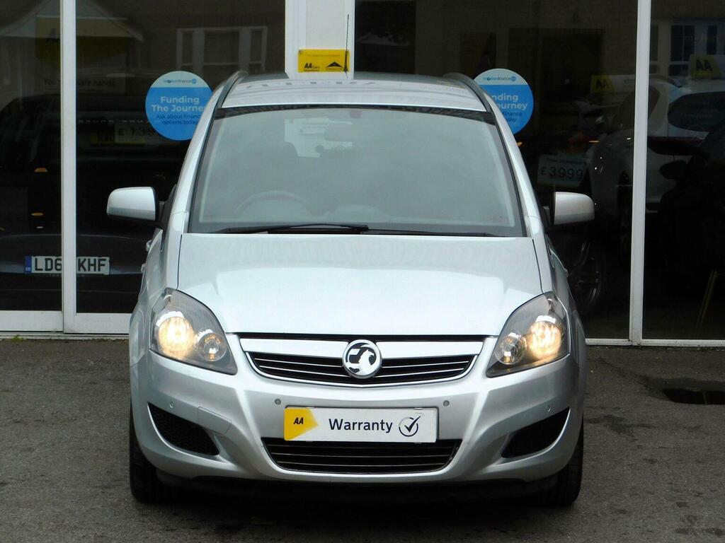 Vauxhall Zafira 1.8 16V Exclusiv Euro 5 Silver #2