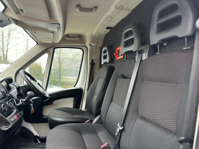 Citroen Relay White #24