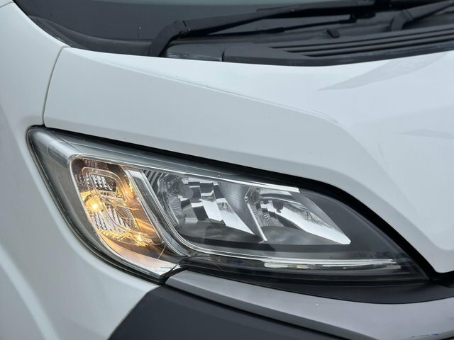 Citroen Relay White #23