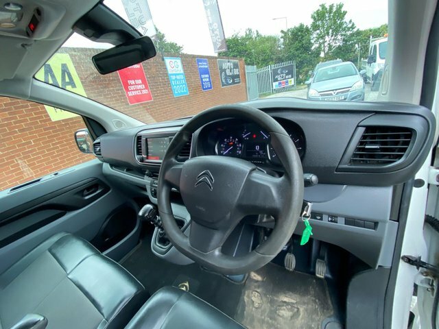 Citroen Dispatch Bluehdi 1000 Enterprise M White #6