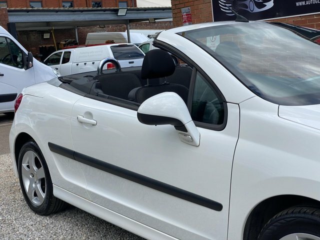 Peugeot 207 CC 1.6 Vti Active Red #38