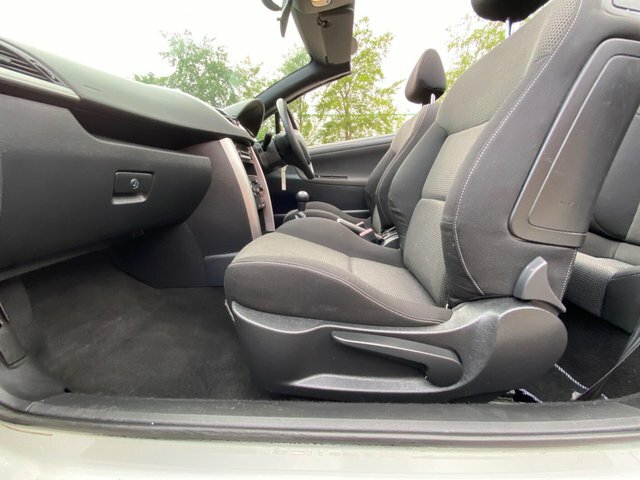 Peugeot 207 CC 1.6 Vti Active Red #34
