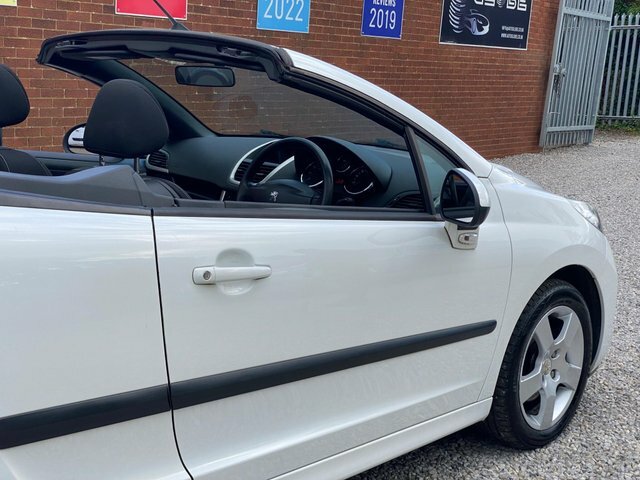 Peugeot 207 CC 1.6 Vti Active Red #47