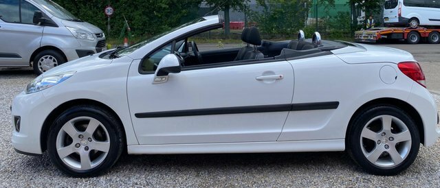 Peugeot 207 CC 1.6 Vti Active Red #26