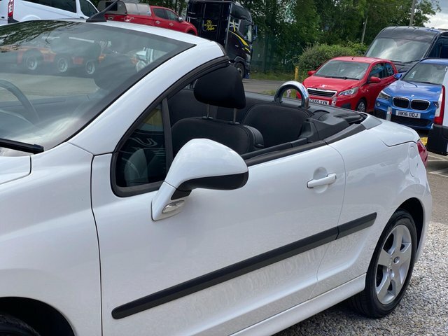 Peugeot 207 CC 1.6 Vti Active Red #45