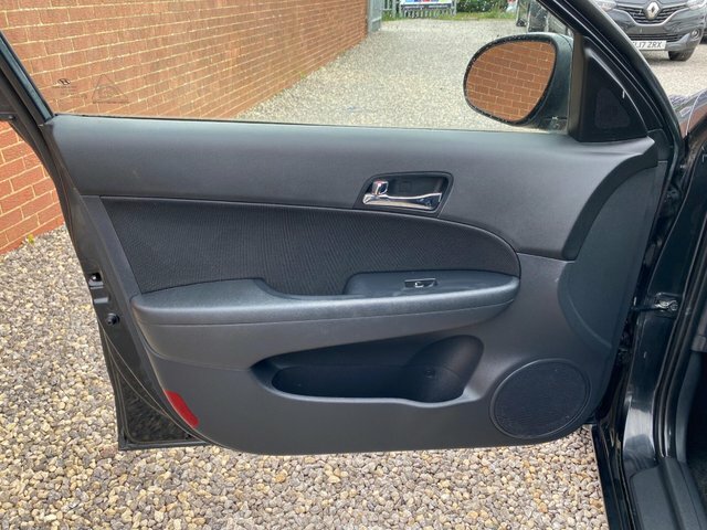 Hyundai I30 1.4 Comfort Black #24