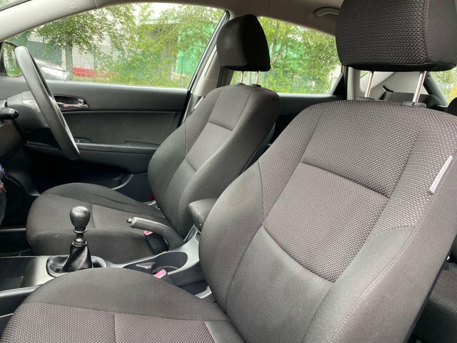 Hyundai I30 1.4 Comfort Black #12