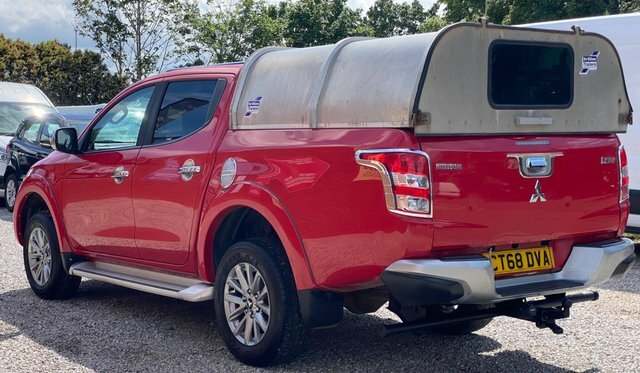 Mitsubishi L200 Di-d Dc Barbarian 4Wd Red #4
