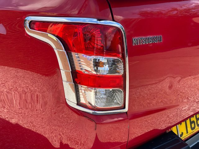 Mitsubishi L200 2.4 Di-d 4Wd Barbarian Dcb 178 Bhp Blue #49