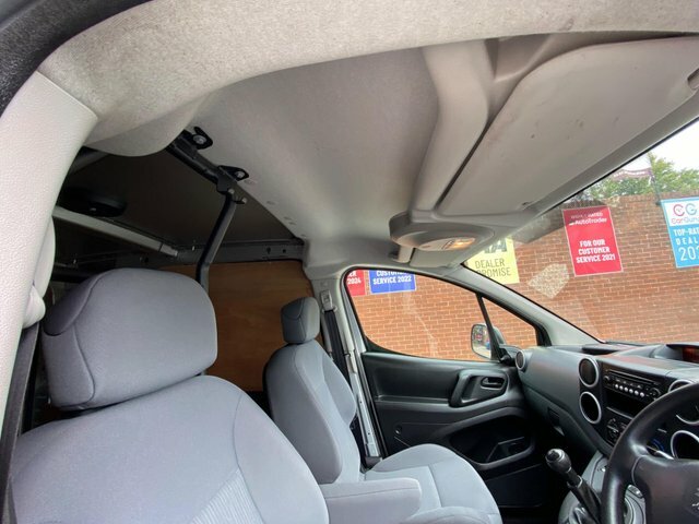 Peugeot Partner Mpv White #26