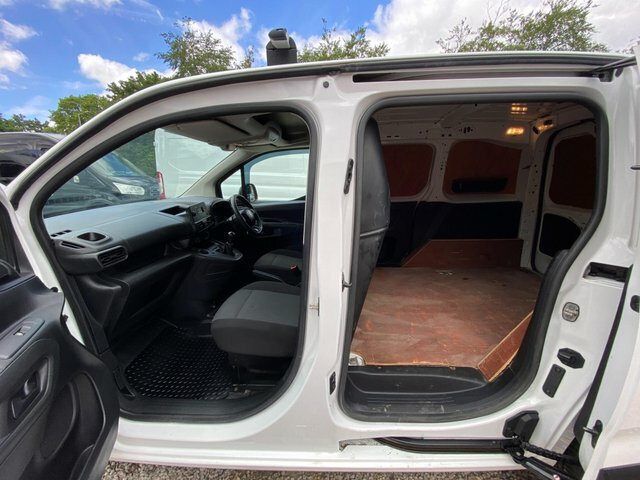 Citroen Berlingo Mpv Black #10