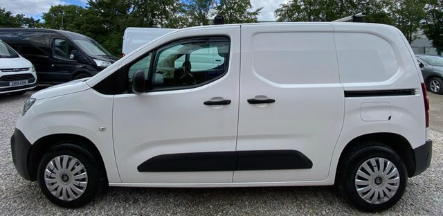 Citroen Berlingo Mpv Black #28
