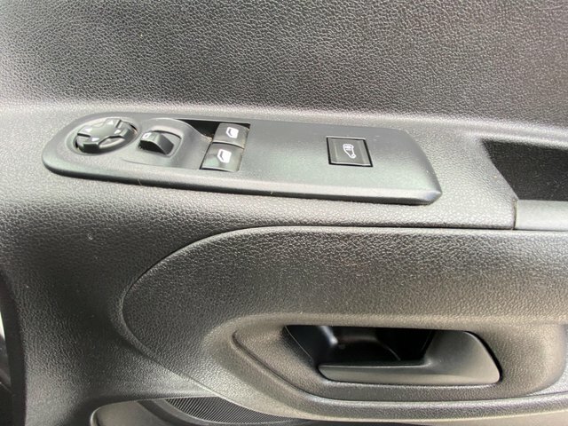 Citroen Berlingo Mpv Black #38
