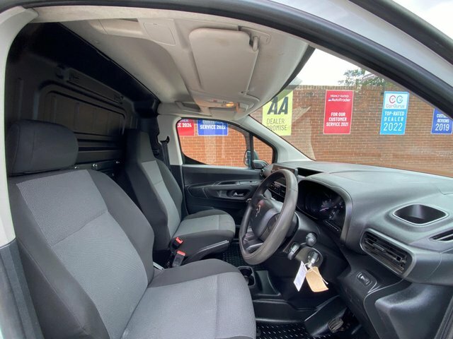 Citroen Berlingo Mpv Black #19