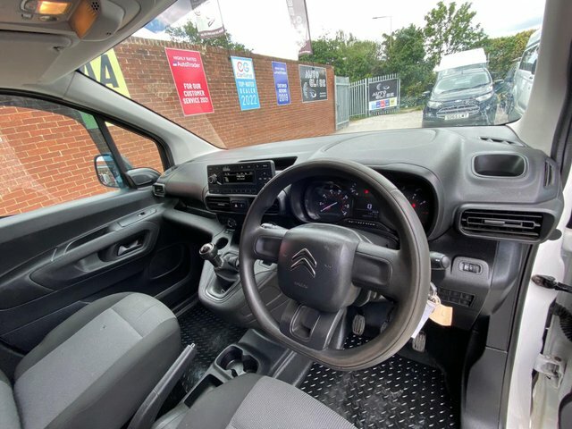 Citroen Berlingo Bluehdi 650 X M White #6