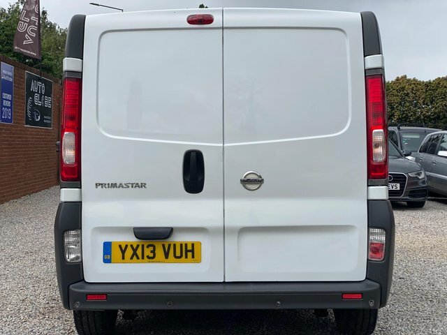 Nissan Primastar 2.0 Dci 3000 White #18