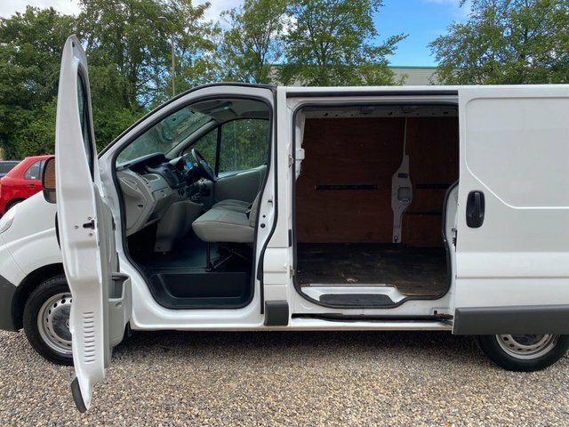Nissan Primastar 2.0 Dci 3000 White #10