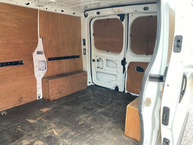 Nissan Primastar 2.0 Dci 3000 White #39