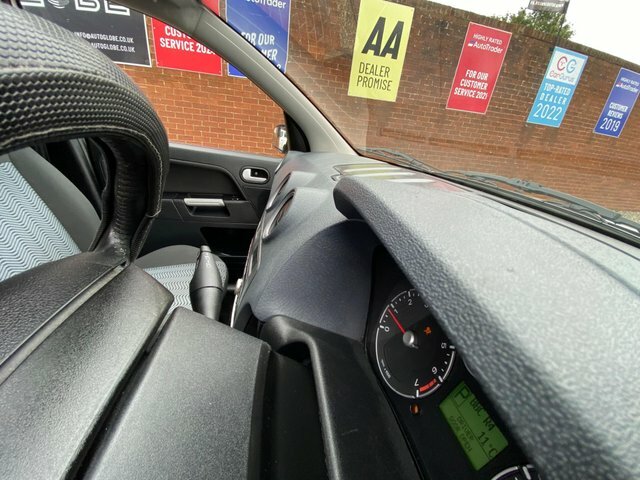 Ford Fusion Zetec Silver #43