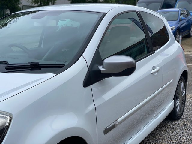 Renault Clio 1.2 16V Extreme Hatchback 139 G Red #20