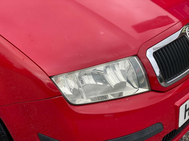 Skoda Fabia 1.2 Htp 12V Ambiente Red #18